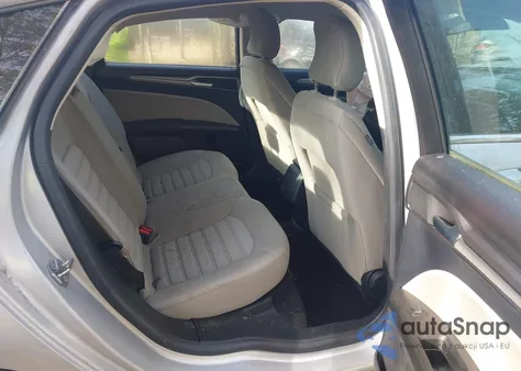 2019 Ford Fusion S из США, поврежденный, VIN 3FA6P0G70KR209689